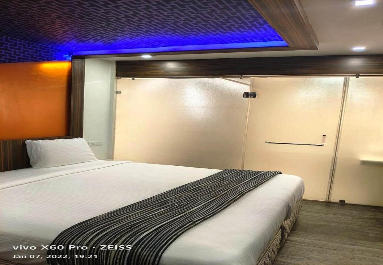Hotel M Grand Ченнаи Экстерьер фото