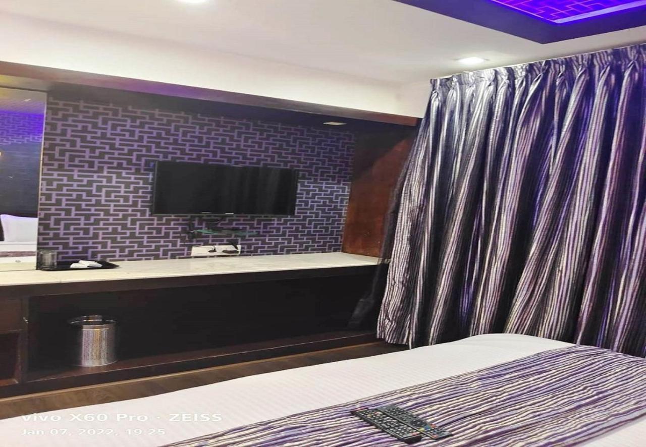 Hotel M Grand Ченнаи Экстерьер фото