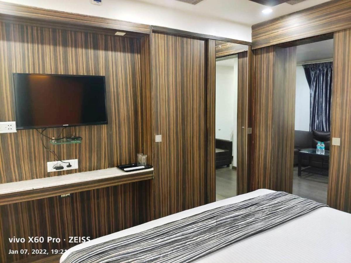 Hotel M Grand Ченнаи Экстерьер фото
